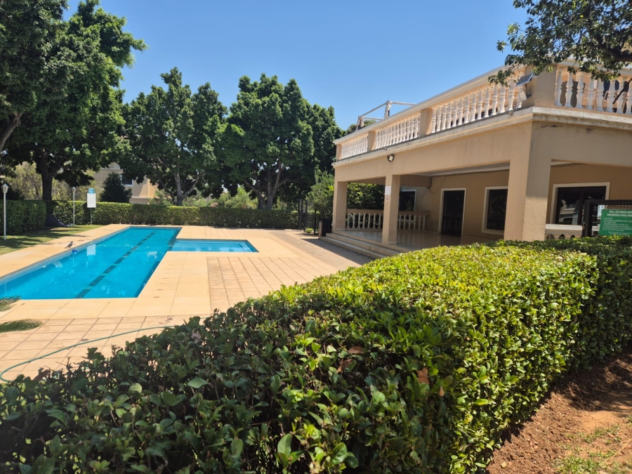 2 Bedroom Property for Sale in Halfway Gardens Gauteng