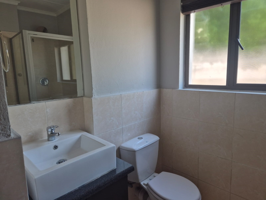 2 Bedroom Property for Sale in Halfway Gardens Gauteng