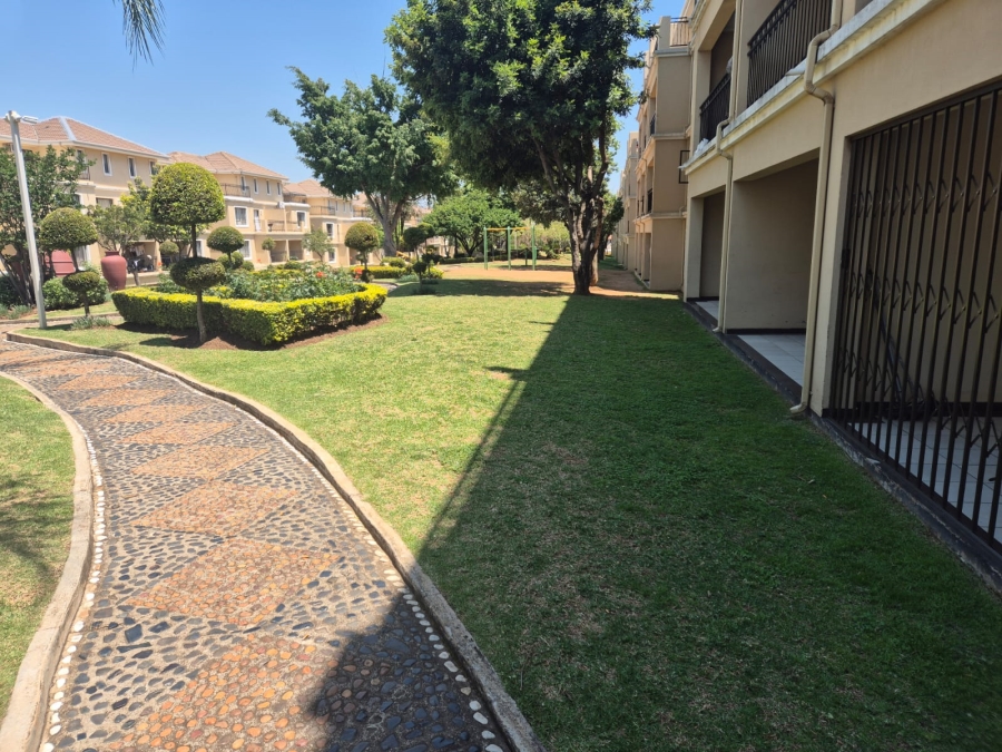2 Bedroom Property for Sale in Halfway Gardens Gauteng
