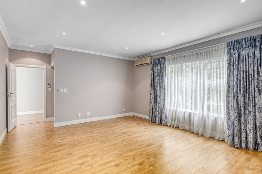 4 Bedroom Property for Sale in Kyalami Estates Gauteng