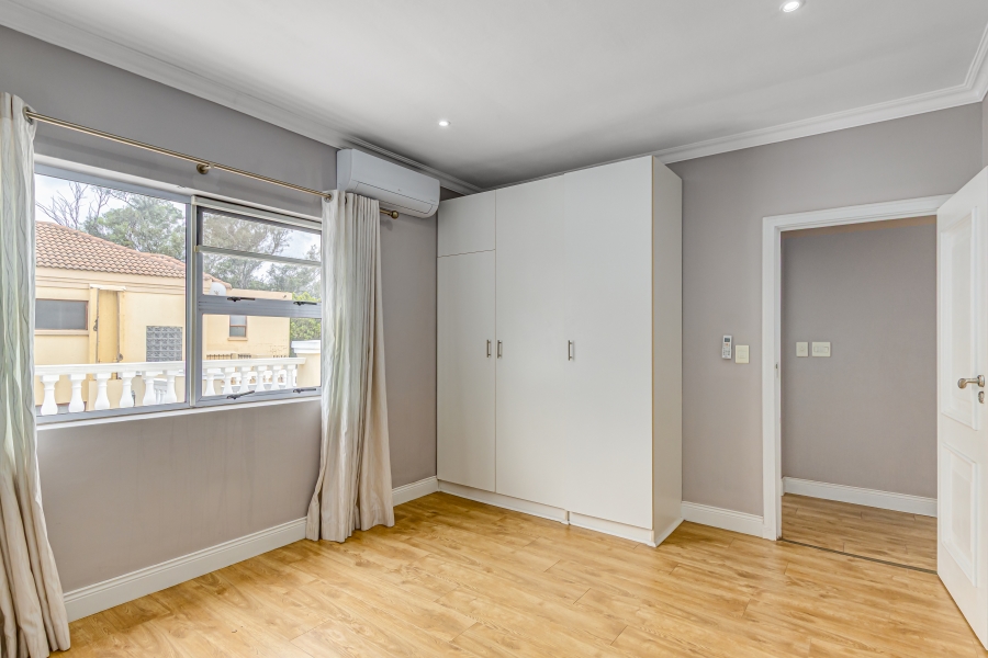 4 Bedroom Property for Sale in Kyalami Estates Gauteng