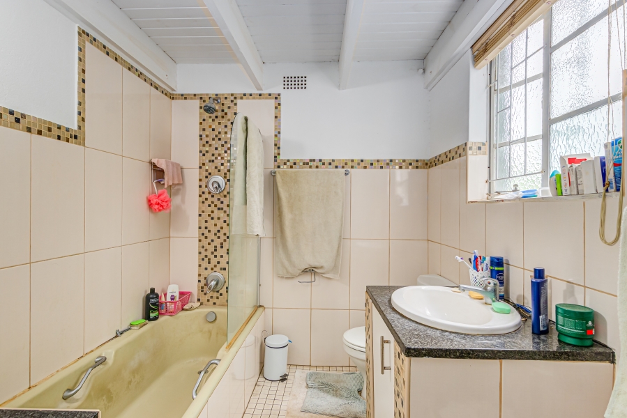 9 Bedroom Property for Sale in Chartwell Gauteng