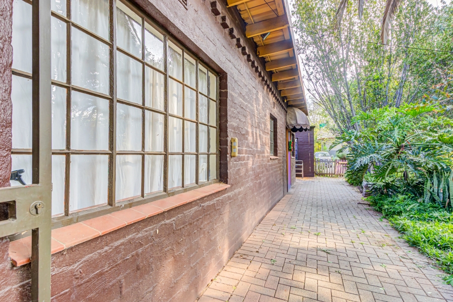 9 Bedroom Property for Sale in Chartwell Gauteng