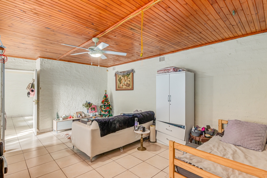 9 Bedroom Property for Sale in Chartwell Gauteng