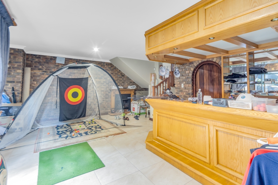 4 Bedroom Property for Sale in Dainfern Golf Estate Gauteng