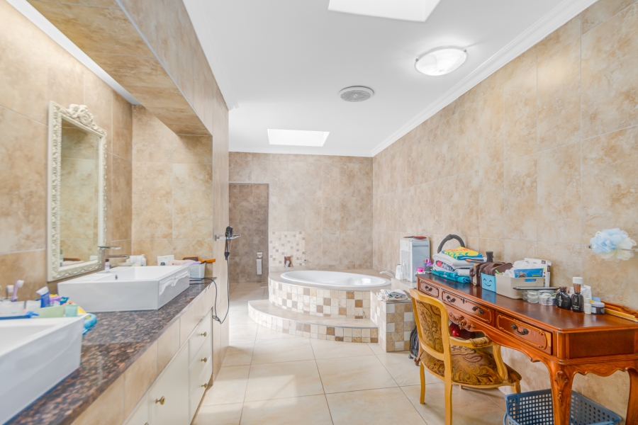 4 Bedroom Property for Sale in Dainfern Golf Estate Gauteng