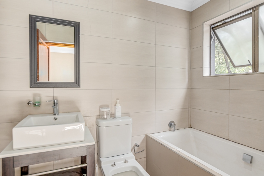 4 Bedroom Property for Sale in Dainfern Golf Estate Gauteng