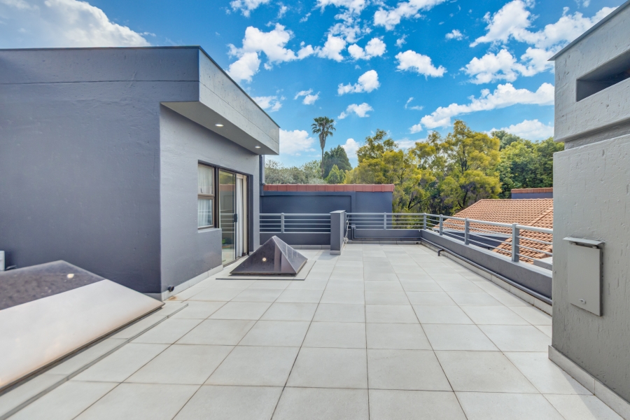 4 Bedroom Property for Sale in Dainfern Golf Estate Gauteng