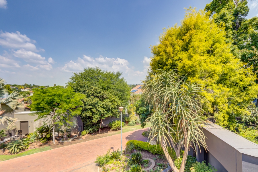 4 Bedroom Property for Sale in Dainfern Golf Estate Gauteng