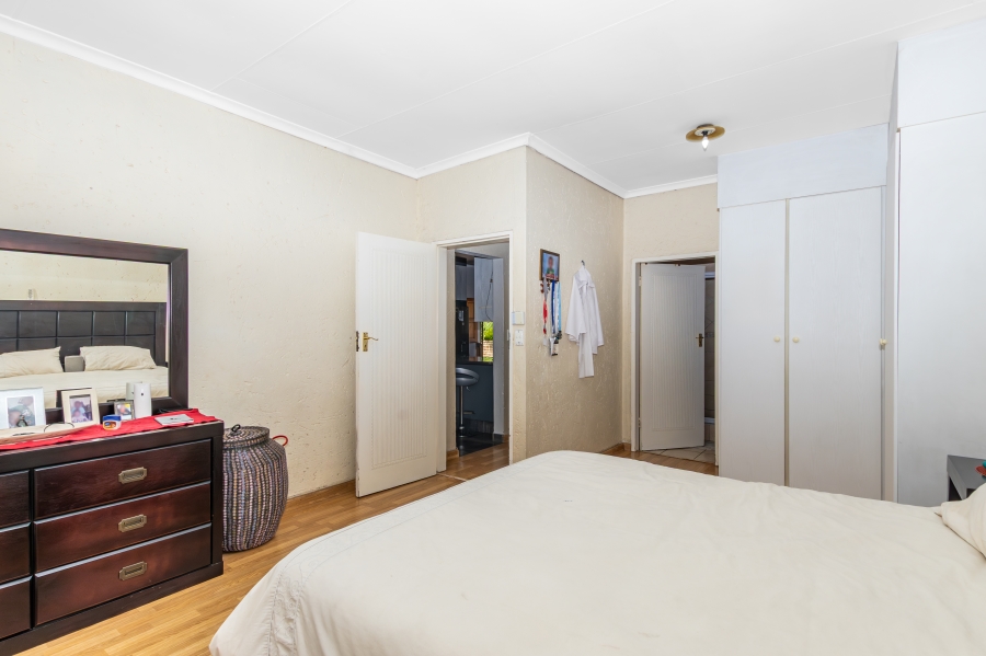 3 Bedroom Property for Sale in Noordwyk Gauteng