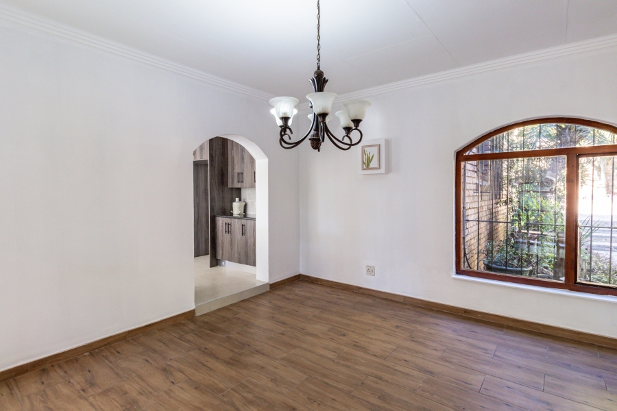 5 Bedroom Property for Sale in Zwartkop Gauteng