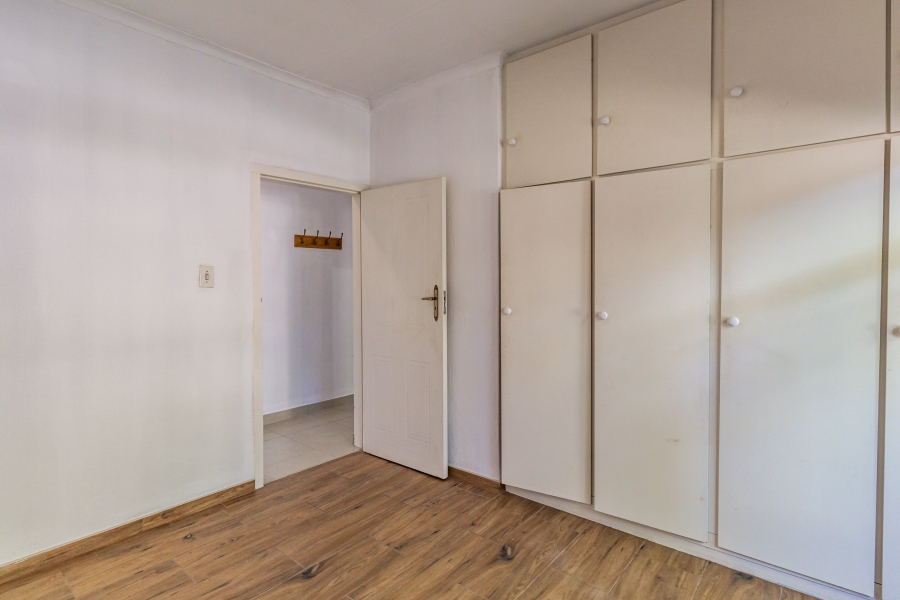 5 Bedroom Property for Sale in Zwartkop Gauteng