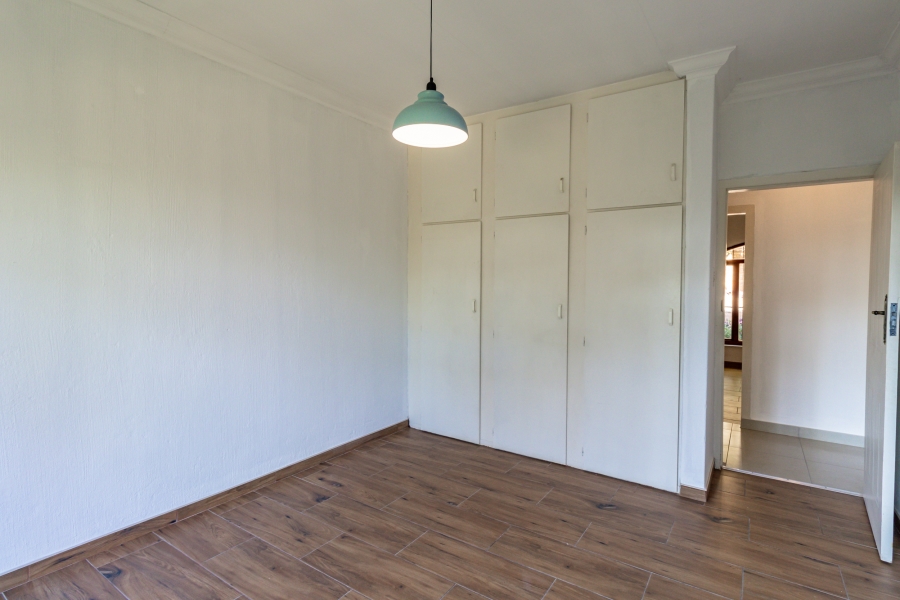 5 Bedroom Property for Sale in Zwartkop Gauteng