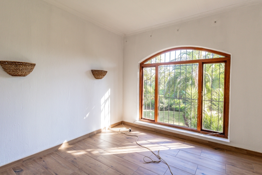 5 Bedroom Property for Sale in Zwartkop Gauteng