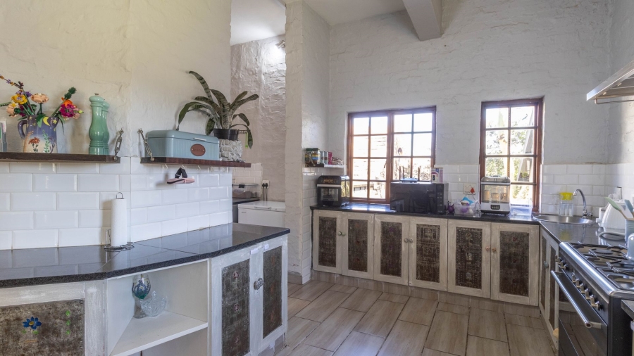 5 Bedroom Property for Sale in Cornwall Hill Gauteng