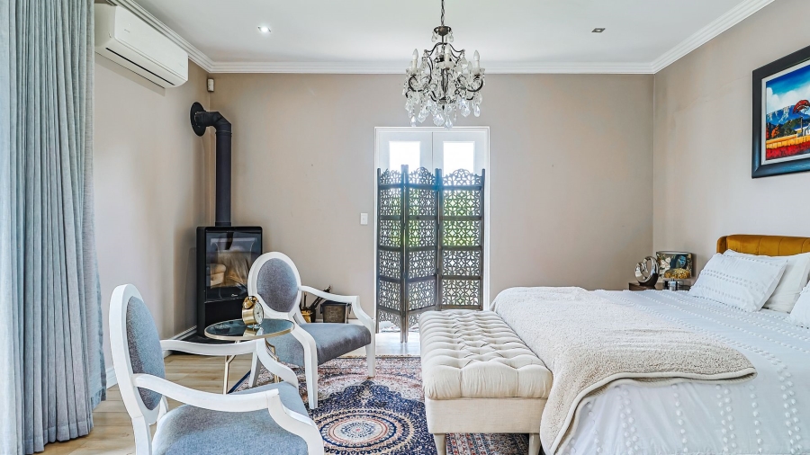 5 Bedroom Property for Sale in Cornwall Hill Gauteng