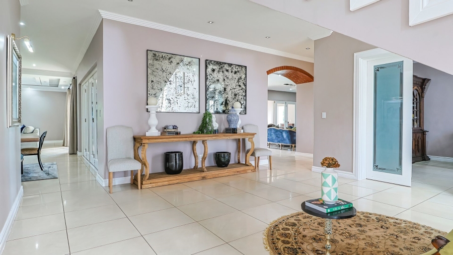 5 Bedroom Property for Sale in Cornwall Hill Gauteng