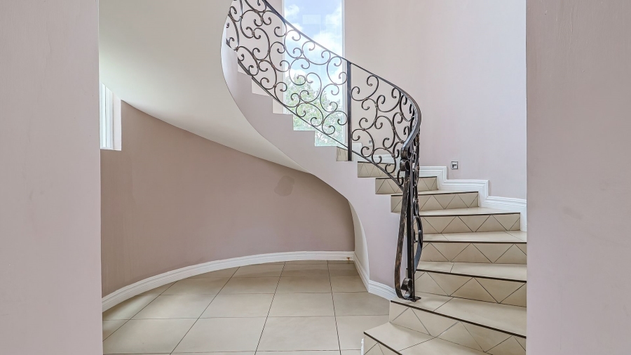 5 Bedroom Property for Sale in Cornwall Hill Gauteng