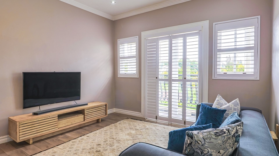 5 Bedroom Property for Sale in Cornwall Hill Gauteng