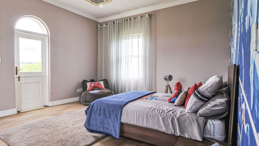 5 Bedroom Property for Sale in Cornwall Hill Gauteng