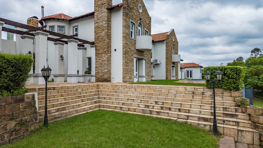 5 Bedroom Property for Sale in Cornwall Hill Gauteng