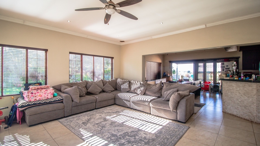 4 Bedroom Property for Sale in Grootfontein Country Estate Gauteng