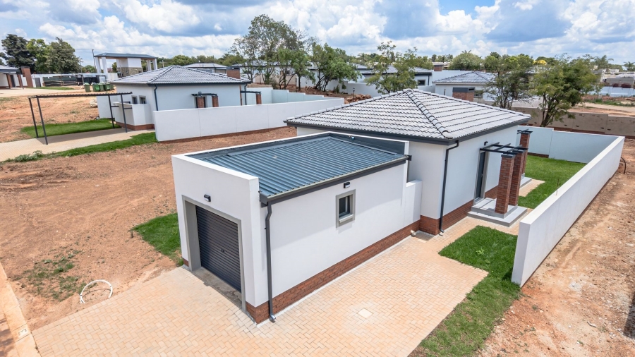 2 Bedroom Property for Sale in Rietvalleirand Gauteng