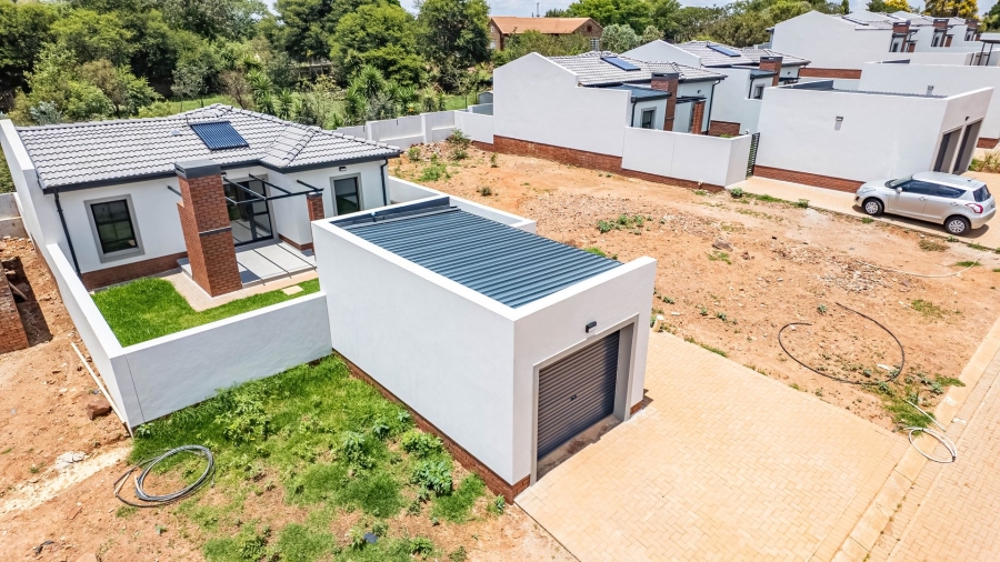 3 Bedroom Property for Sale in Rietvalleirand Gauteng