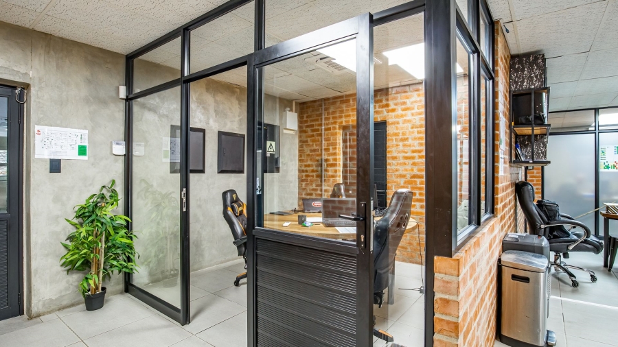 13 Bedroom Property for Sale in Moreleta Park Gauteng