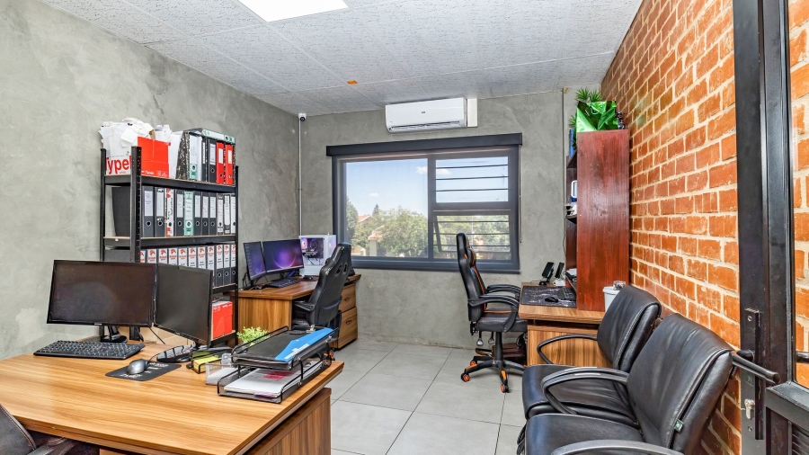 13 Bedroom Property for Sale in Moreleta Park Gauteng