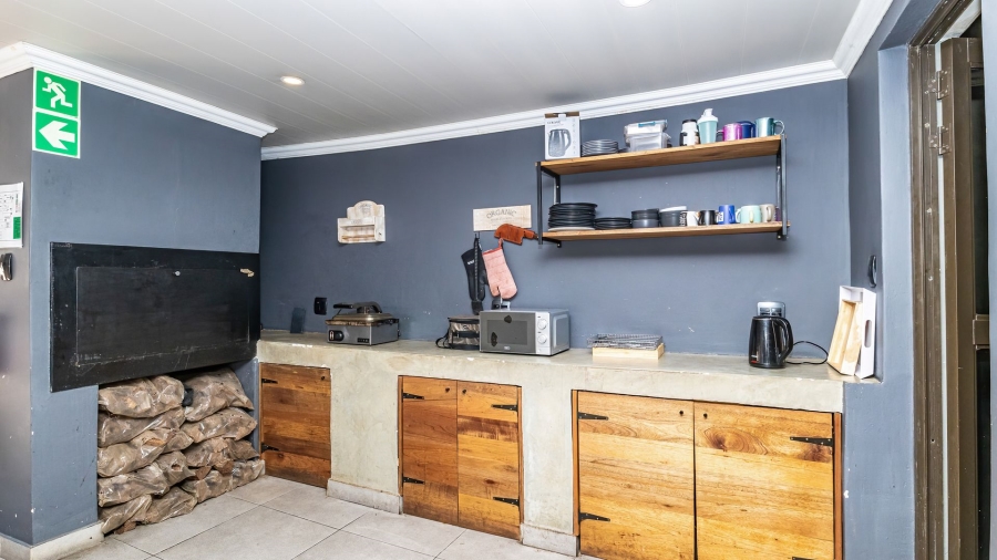 13 Bedroom Property for Sale in Moreleta Park Gauteng