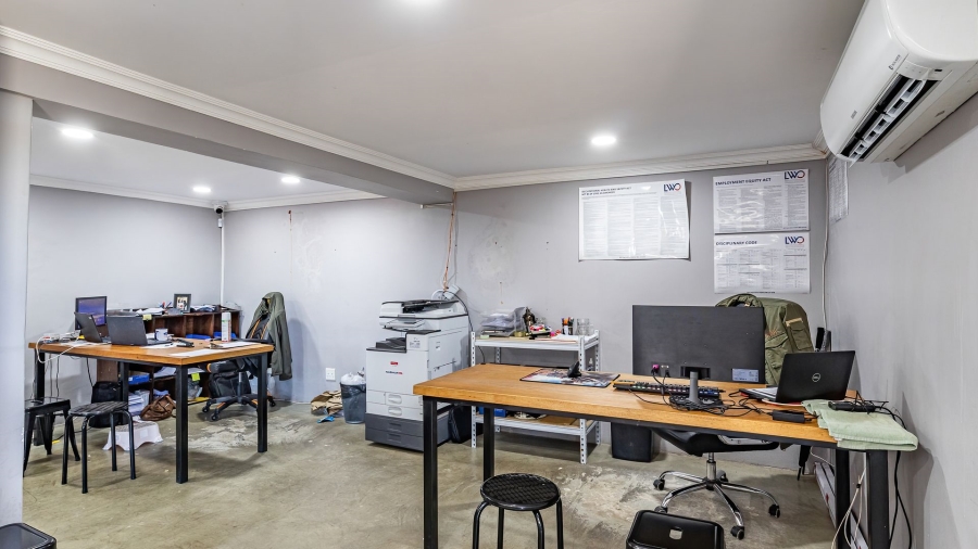 13 Bedroom Property for Sale in Moreleta Park Gauteng