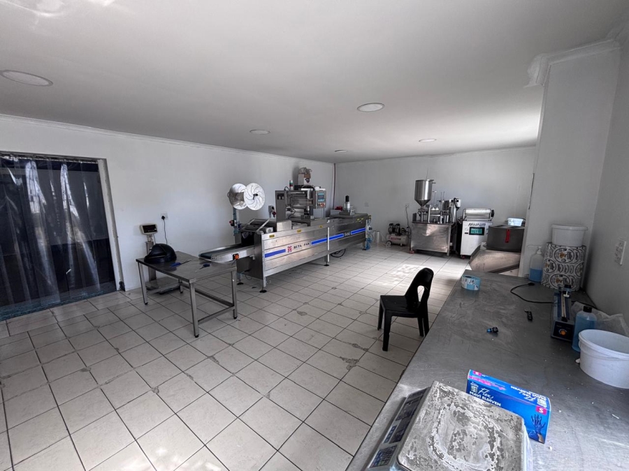 Commercial Property for Sale in Mostyn Park Gauteng