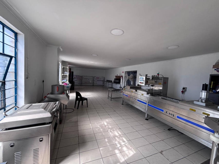 Commercial Property for Sale in Mostyn Park Gauteng