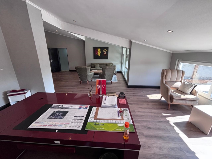 Commercial Property for Sale in Mostyn Park Gauteng