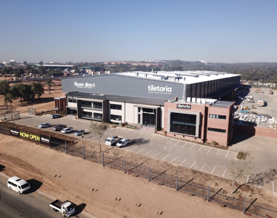 To Let commercial Property for Rent in North Riding Gauteng