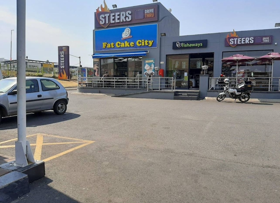 To Let commercial Property for Rent in Princess A H Gauteng