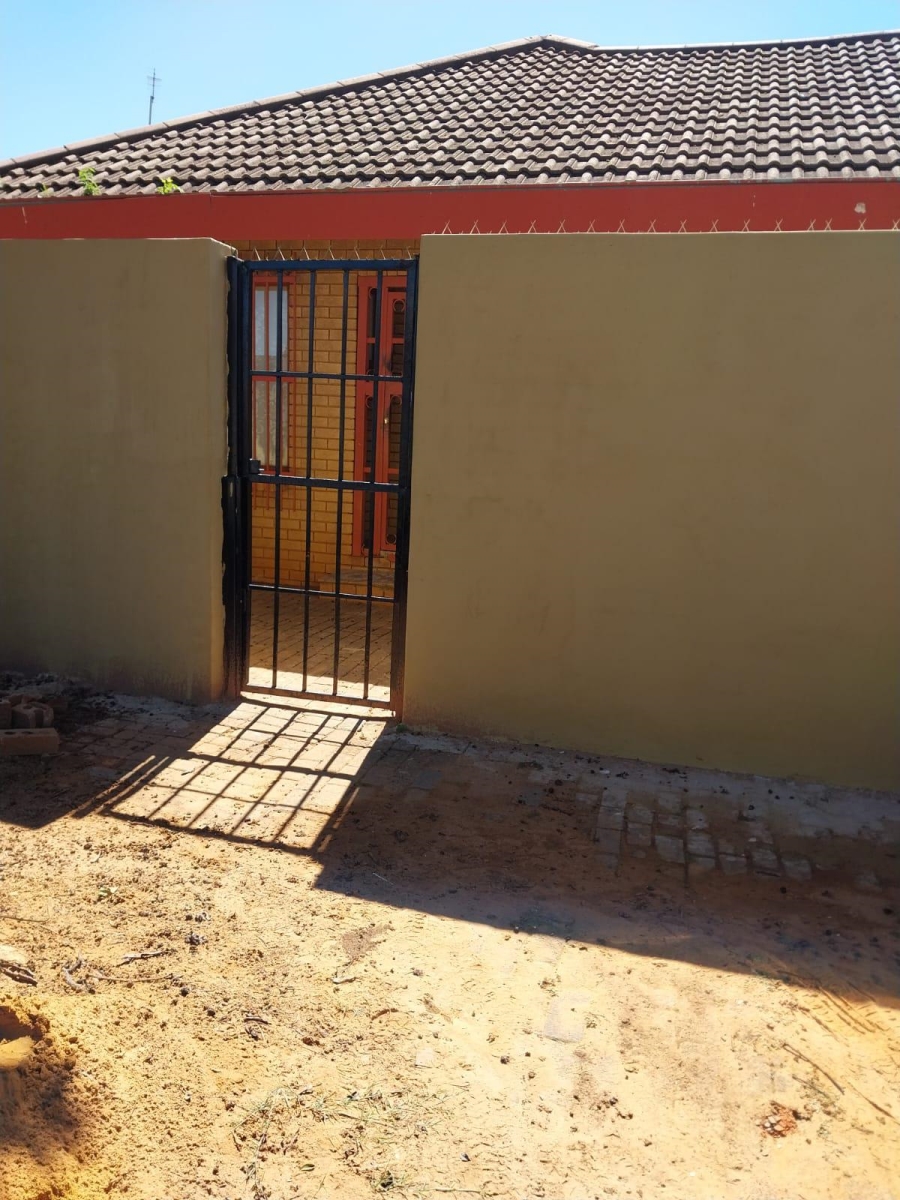 3 Bedroom Property for Sale in Laudium Ext 2 Gauteng