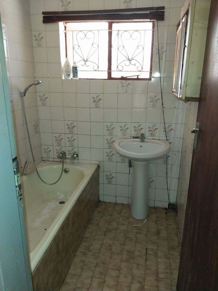 3 Bedroom Property for Sale in Laudium Ext 2 Gauteng