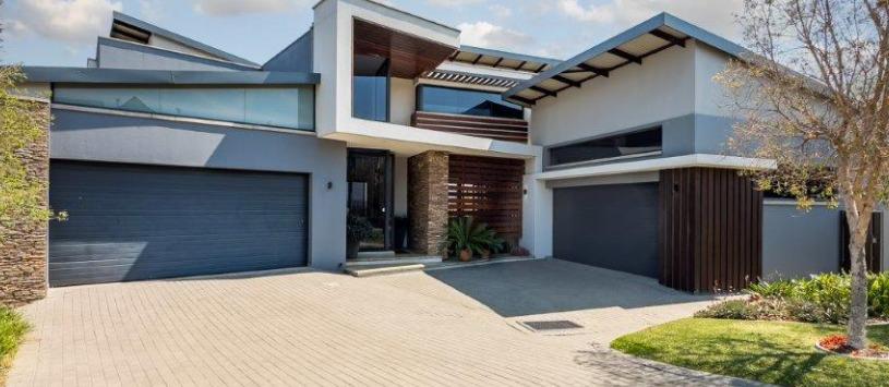 5 Bedroom Property for Sale in Copperleaf Estate Gauteng