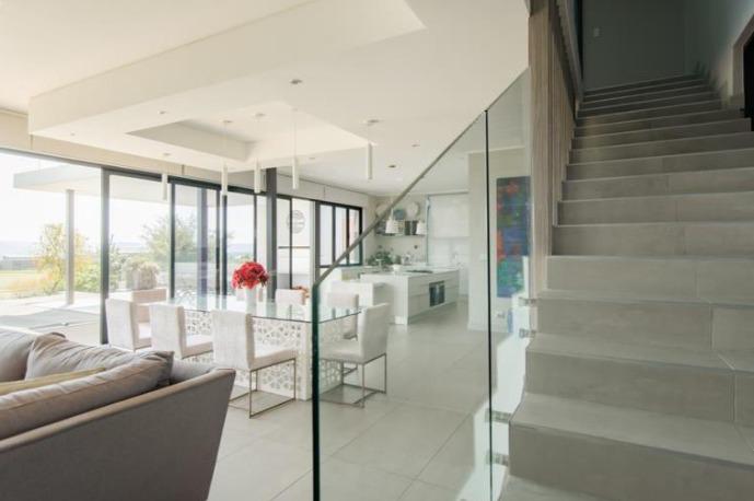 5 Bedroom Property for Sale in Copperleaf Estate Gauteng