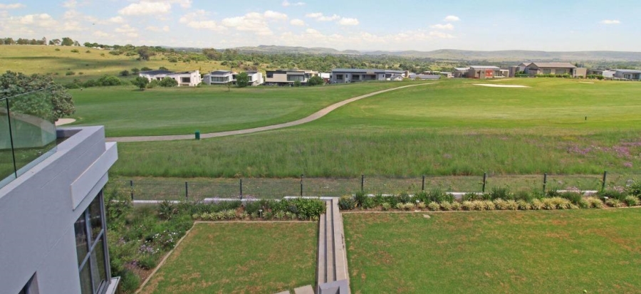 5 Bedroom Property for Sale in Copperleaf Estate Gauteng