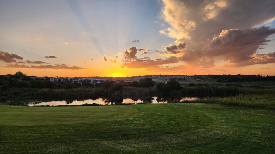 5 Bedroom Property for Sale in Copperleaf Estate Gauteng