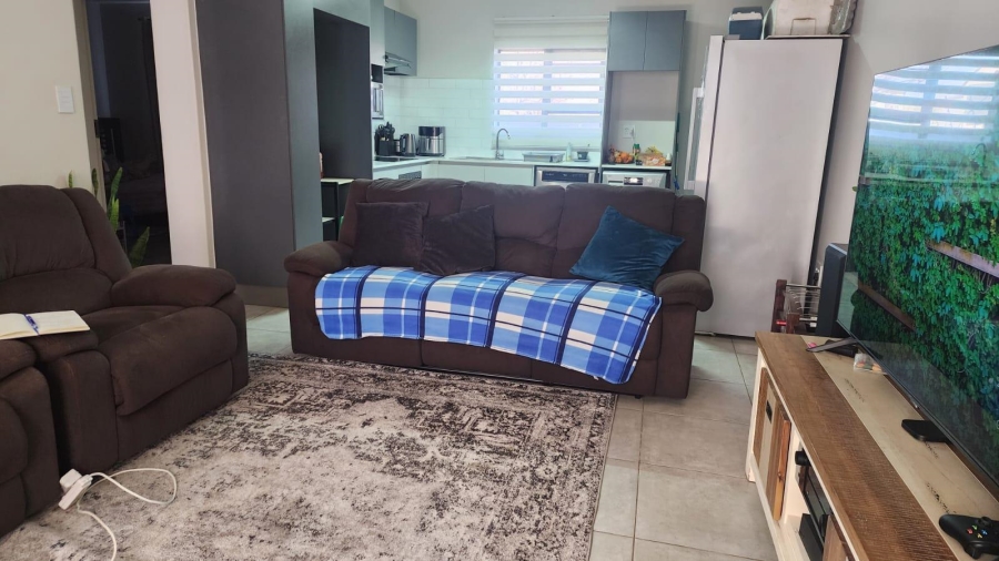 2 Bedroom Property for Sale in Raslouw Gauteng