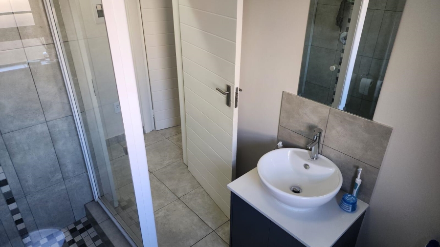 2 Bedroom Property for Sale in Raslouw Gauteng