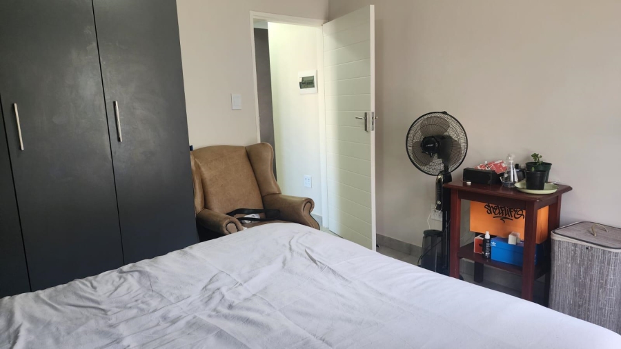 2 Bedroom Property for Sale in Raslouw Gauteng