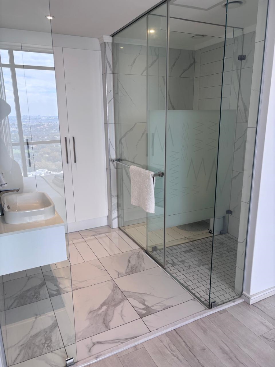 4 Bedroom Property for Sale in Benmore Gardens Gauteng