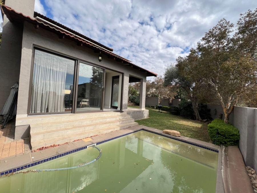 4 Bedroom Property for Sale in Fourways Gauteng
