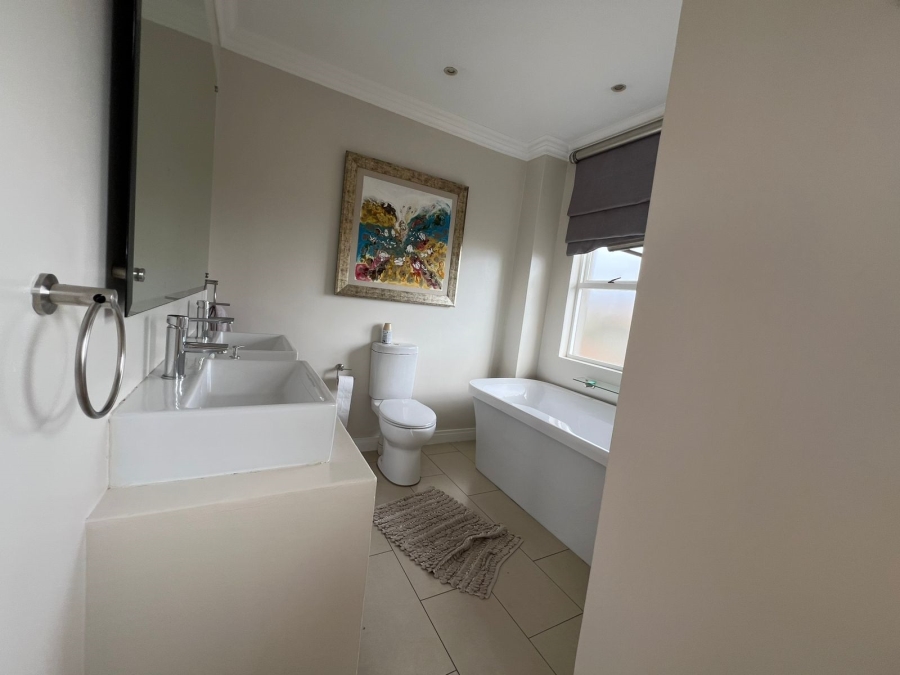 4 Bedroom Property for Sale in Fourways Gauteng