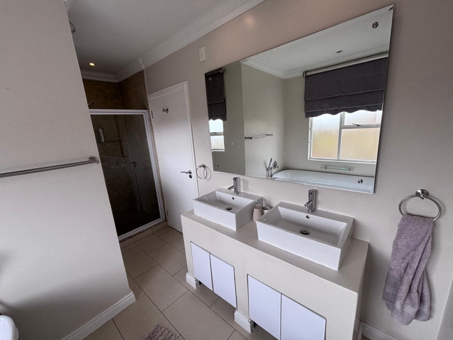 4 Bedroom Property for Sale in Fourways Gauteng